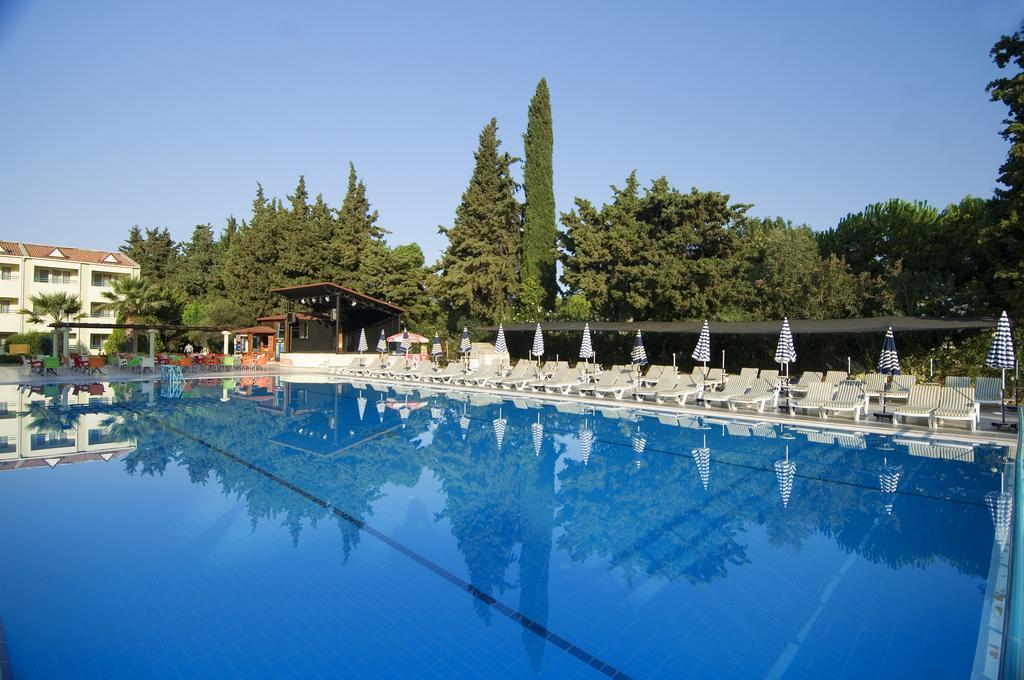 La Santa Maria Hotel Кушадасъ Екстериор снимка