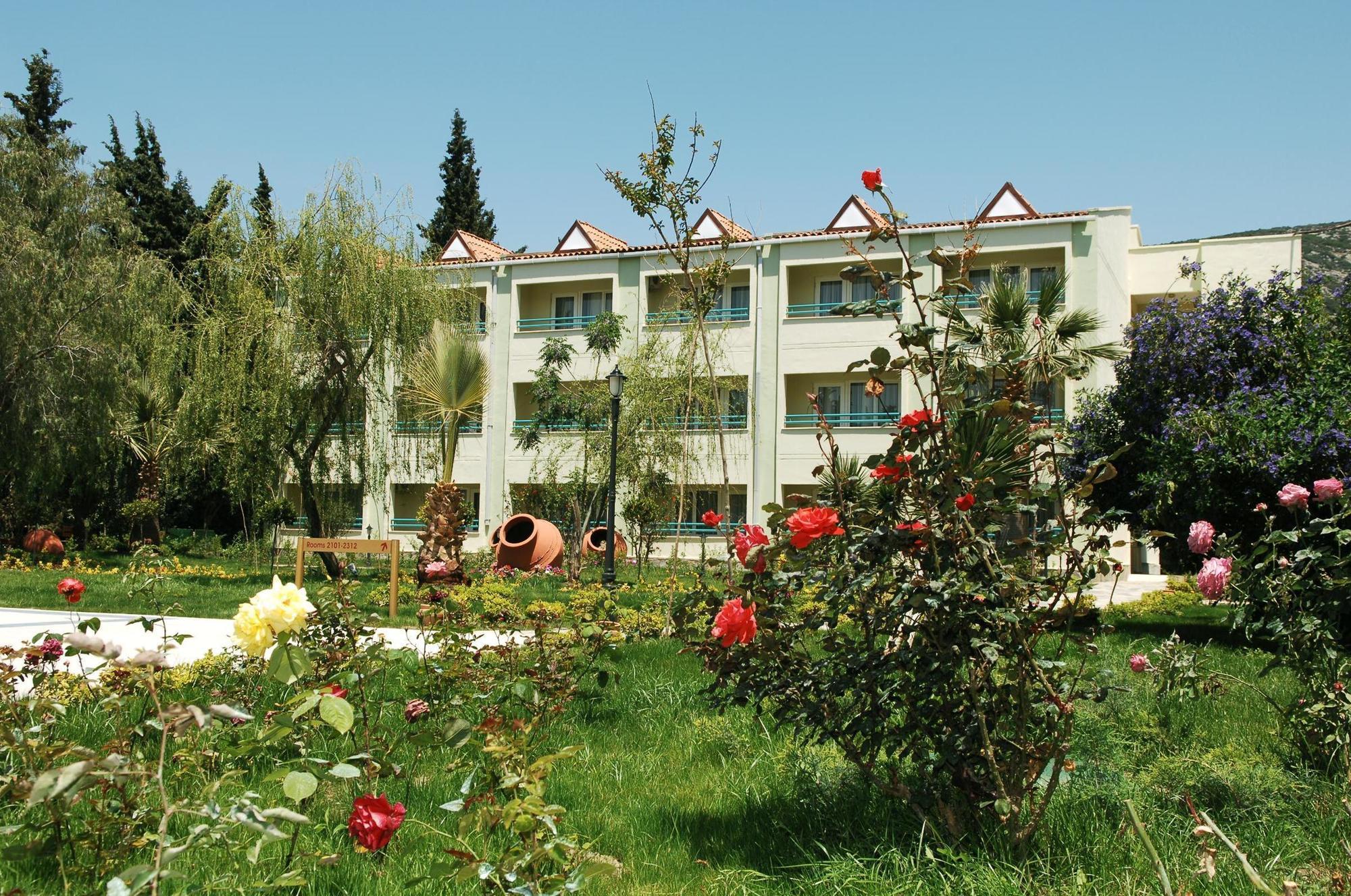 La Santa Maria Hotel Кушадасъ Екстериор снимка