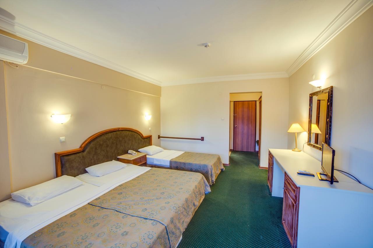 La Santa Maria Hotel Кушадасъ Екстериор снимка