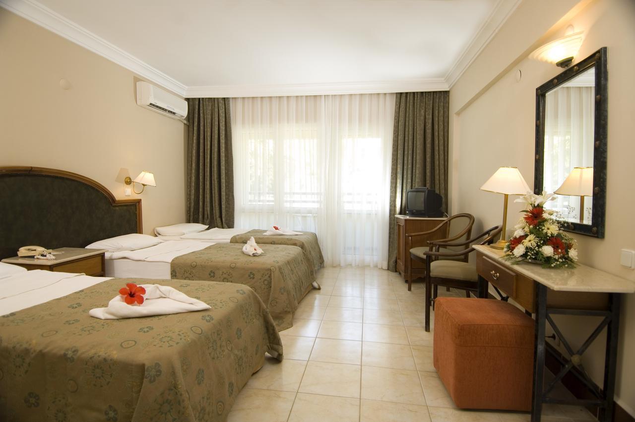 La Santa Maria Hotel Кушадасъ Екстериор снимка