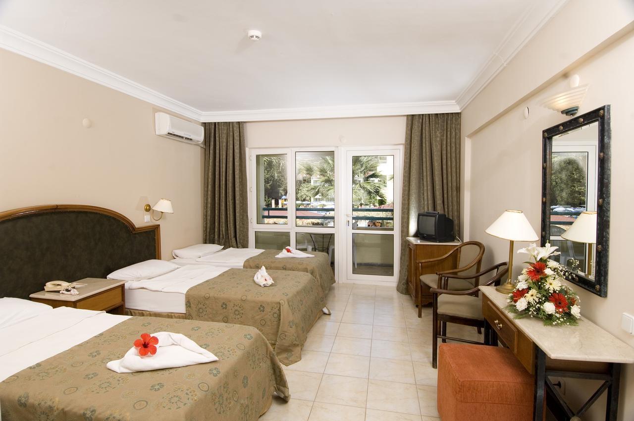La Santa Maria Hotel Кушадасъ Екстериор снимка